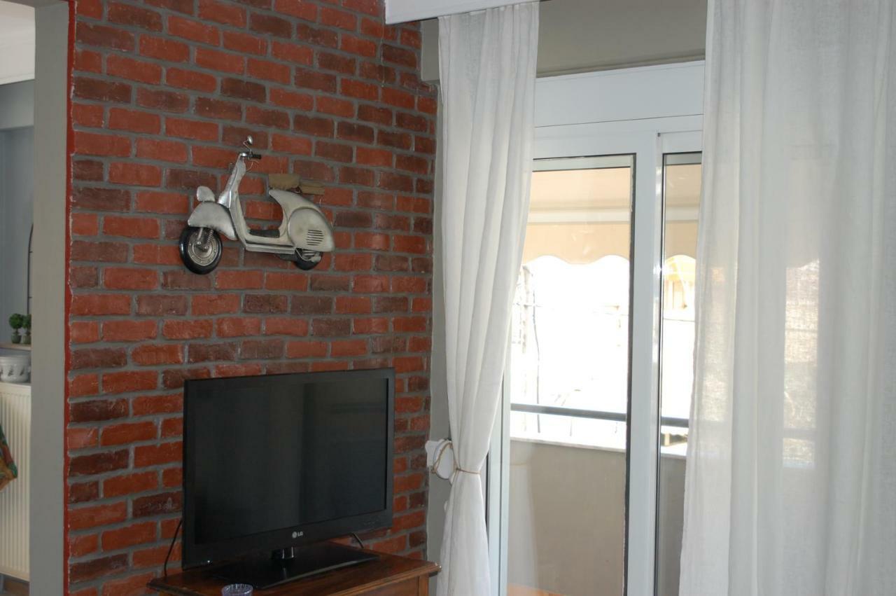 Peraía Cosy Home Boutique Apartment מראה חיצוני תמונה