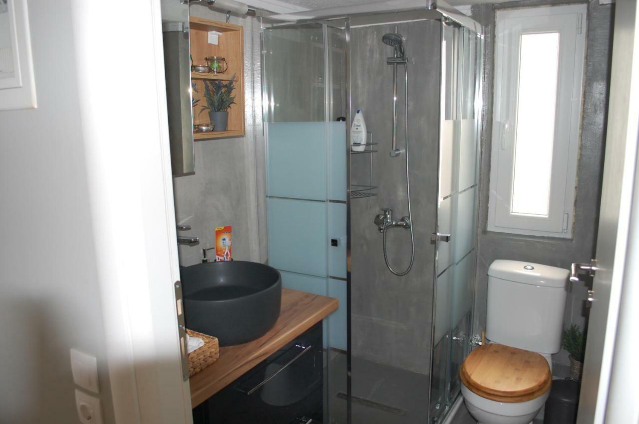 Peraía Cosy Home Boutique Apartment מראה חיצוני תמונה